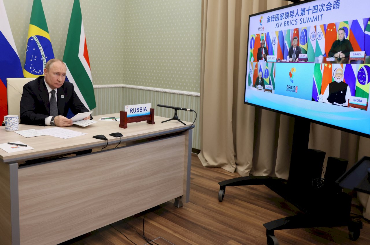 KTT BRICS Dukung Pertemuan Pembahasan Ulang Rusia-Ukraina