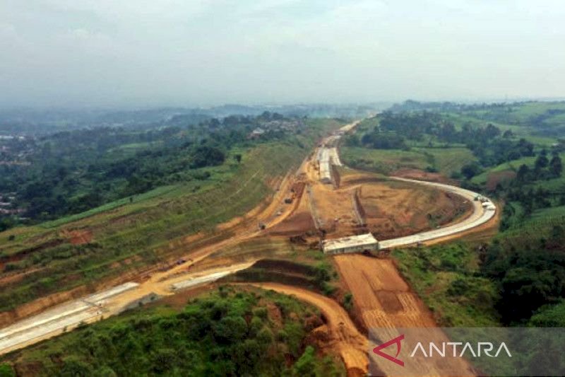 Menteri PUPR targetkan Tol Bocimi tersambung ke Sukabumi Barat di 2024