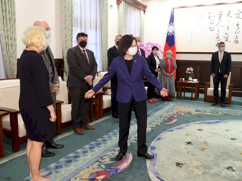Delegasi dari Komite Hak Asasi Manusia Parlemen Jerman Mengunjungi Taiwan
