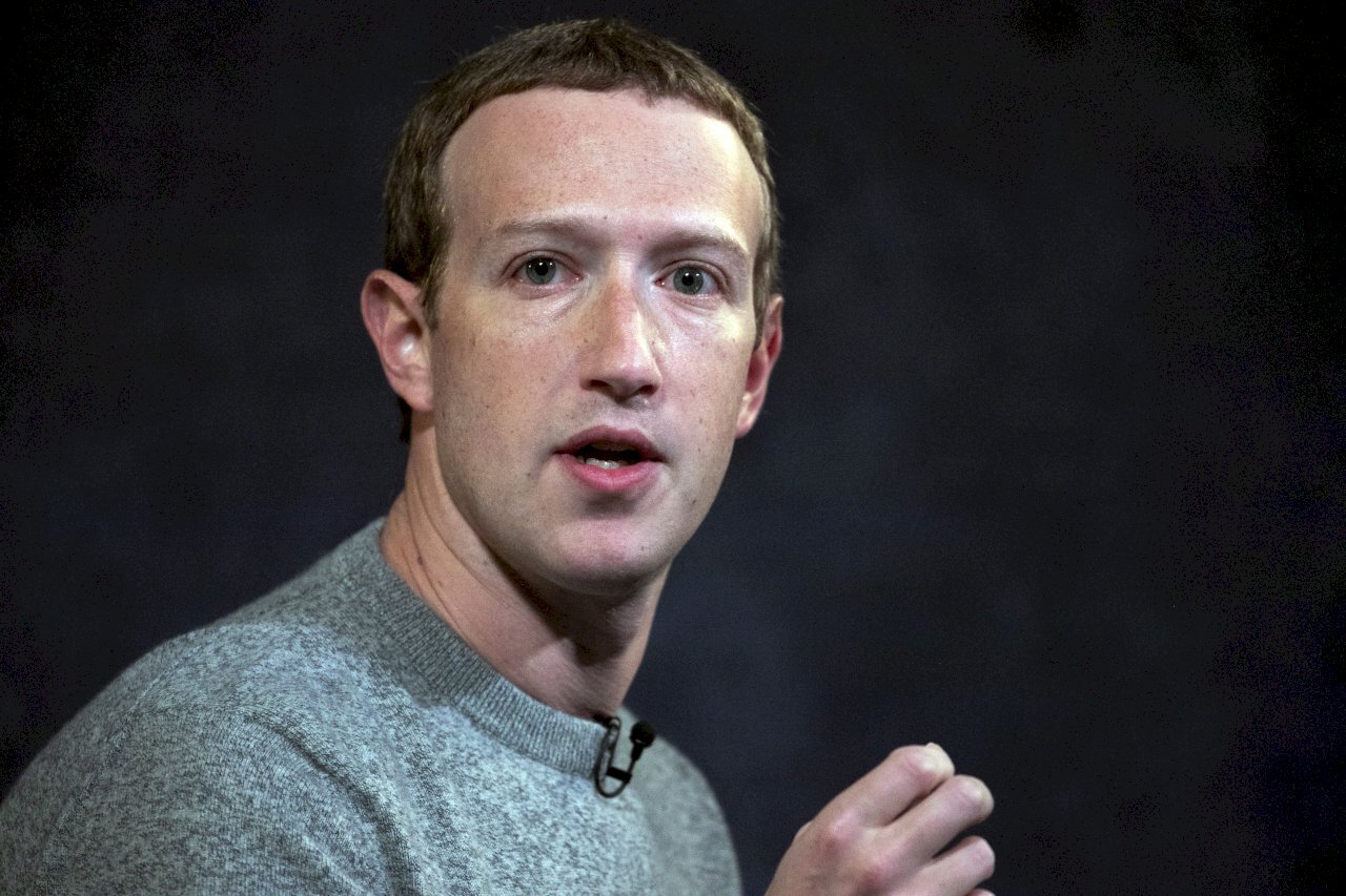 Facebook dan Instagram Terdampak oleh Induk Perusahaan Meta 13% Karyawannya di PHK