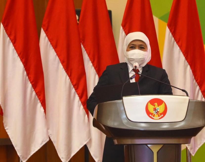 Khofifah Temui Warga Jatim di Sulsel Lakukan Program Misi Dagang