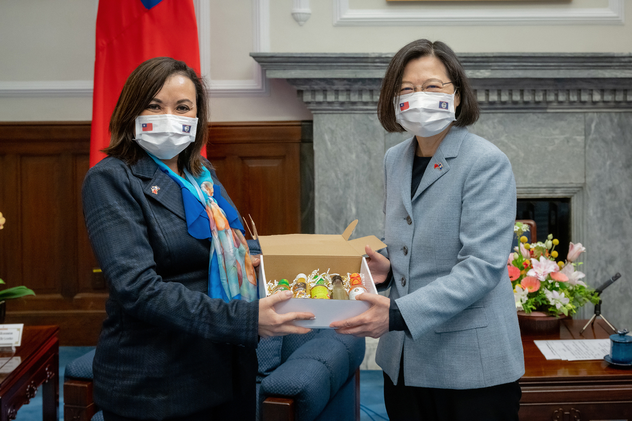 Istri PM Belize Rossana Briceno Bertemu dengan Presiden Tsai Ing-wen
