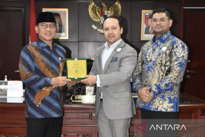 Wakil Ketua MPR Ajak Anak Bangsa Selamatkan Lingkungan