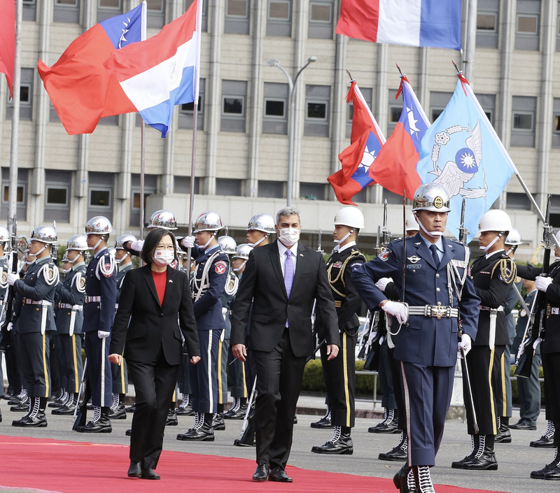 Persaingan Diplomatik Lintas Selat, Paraguay Jadi Sasaran Selanjutnya