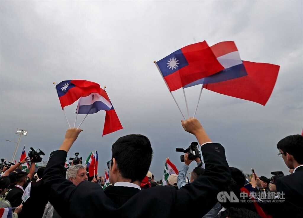 MOFA: Tiongkok Berusaha Merebut Paraguay di Sela Pemilihan Presiden