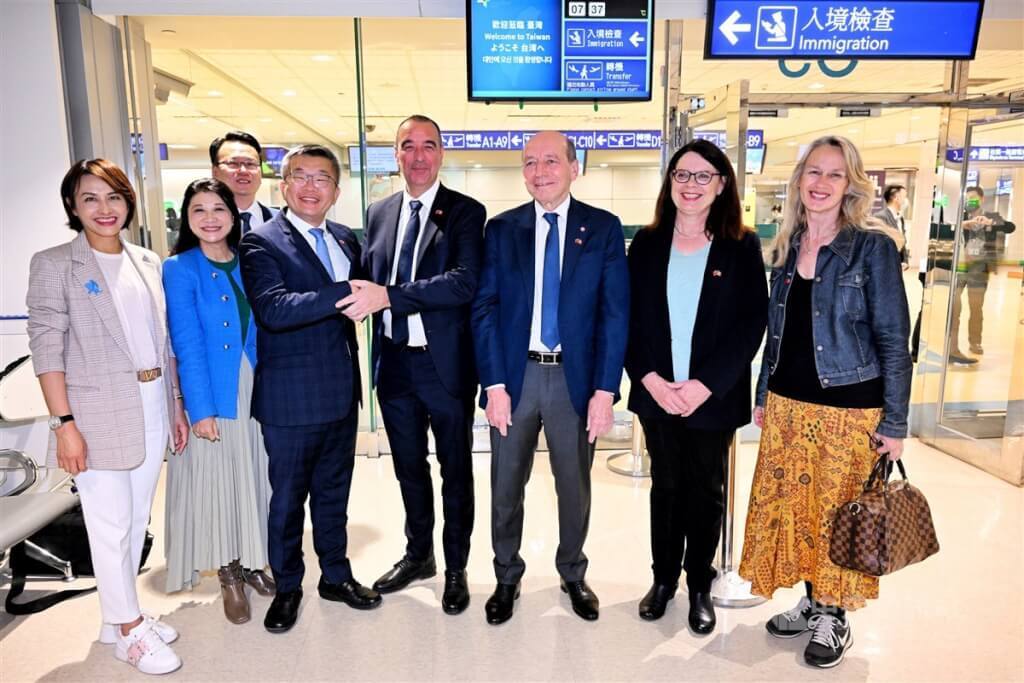 Anggota Parlemen Prancis Berkunjung di Taiwan, Tegaskan Dukungan dan Dipertahankannya Status Quo