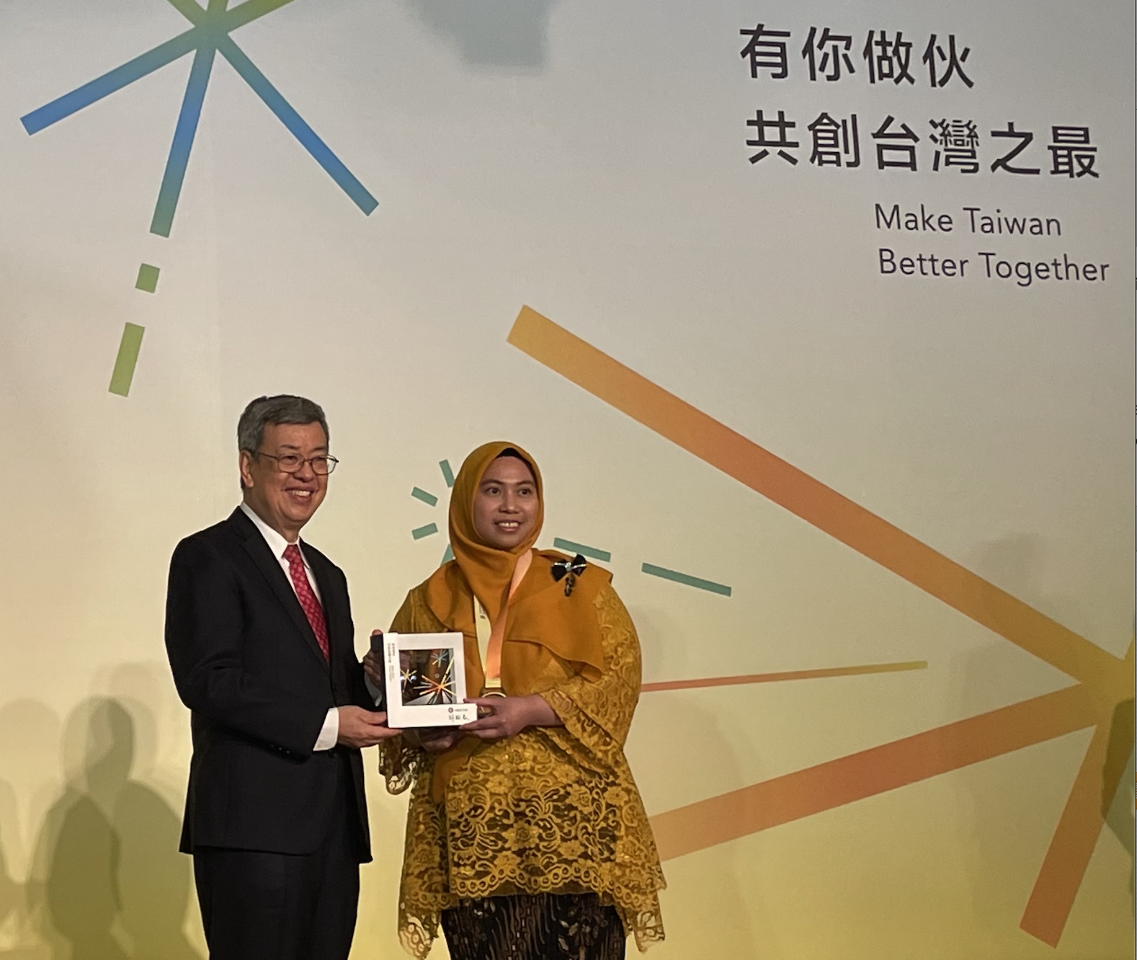 Acara Penghargaan Pekerja Teladan, PM Chen Chien-ren: Pemerintah Akan Selalu Menjadi Penyokong Kuat Bagi Pekerja