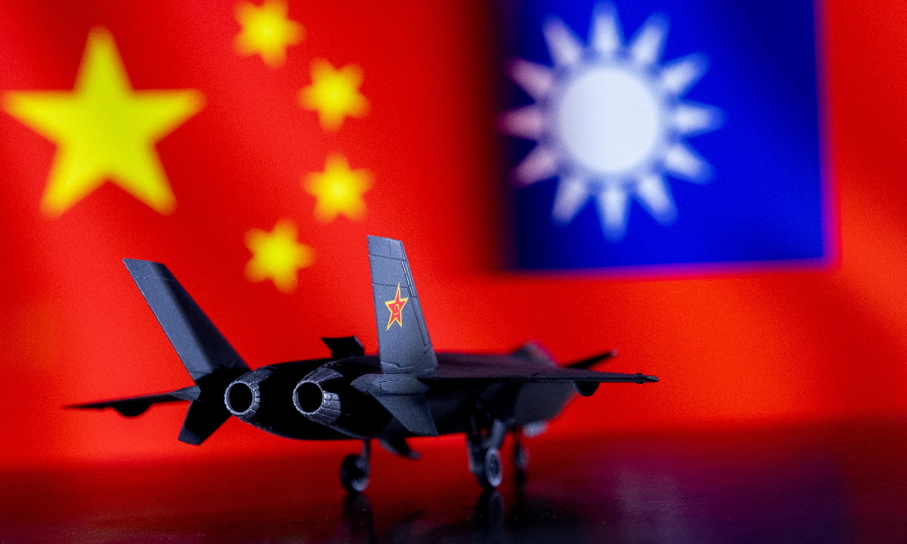 Survei: Hampir 90% Warga Jepang Khawatir RRT akan Menginvasi Taiwan