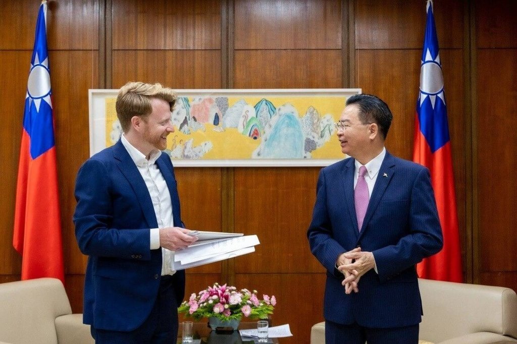 Menlu Taiwan Minta Australia untuk Mengirim Atase Militer ke Taipei