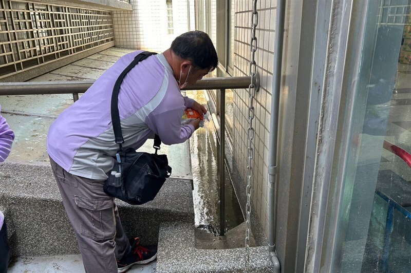 Kasus DBD Naik Terus, Warga Tainan Diingatkan untuk Mewaspadai Tempat Perkembangbiakan Nyamuk