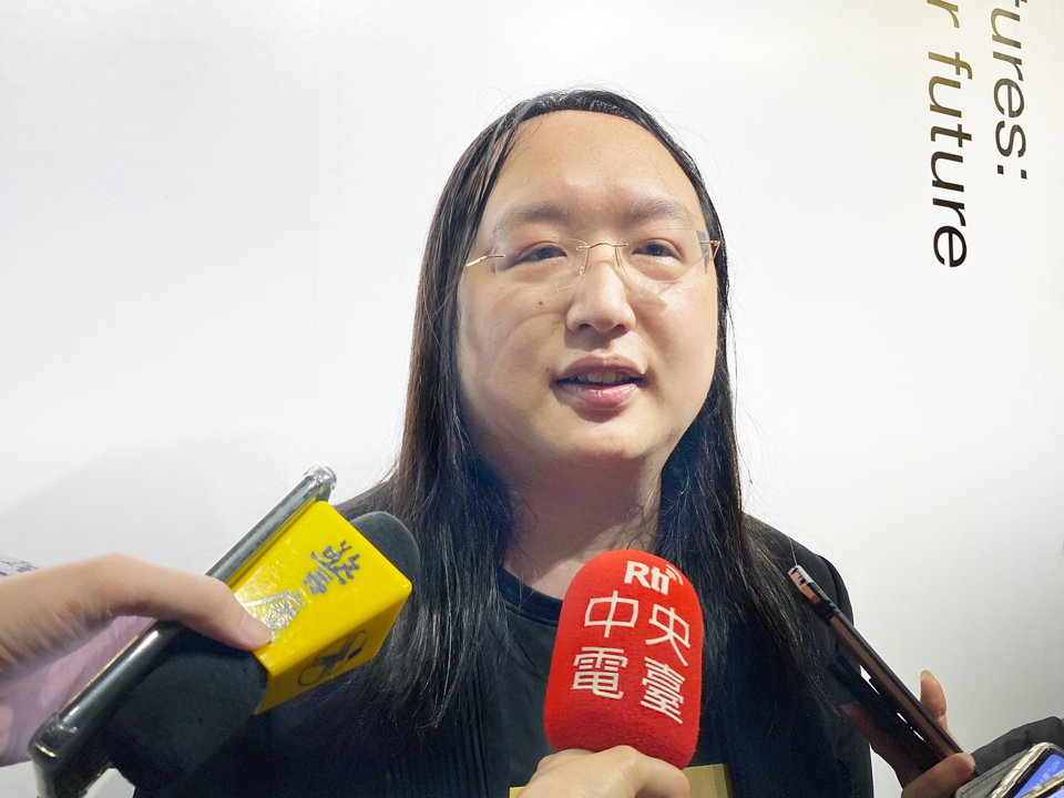 Langkah Baru Pencegahan Penipuan Akan Diluncurkan pada Akhir Tahun, Audrey Tang: SMS Pemerintah Akan Menggunakan Sistem 3 Digit