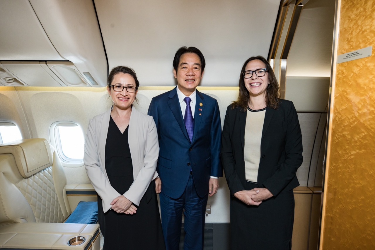 William Lai Tiba di San Fransisco Dijemput Laura Rosenberger