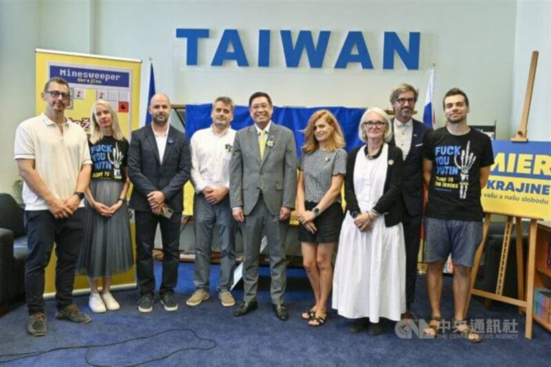 Kerja Sama Kemanusiaan Taiwan-Slowakia, Bantu Ukraina Bersihkan Ranjau