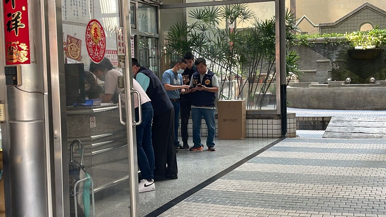 Tidak Tahan dengan Kebisingan dari Lantai Atas, Pria Ini Diduga Membacok Tetangganya Hingga Tewas