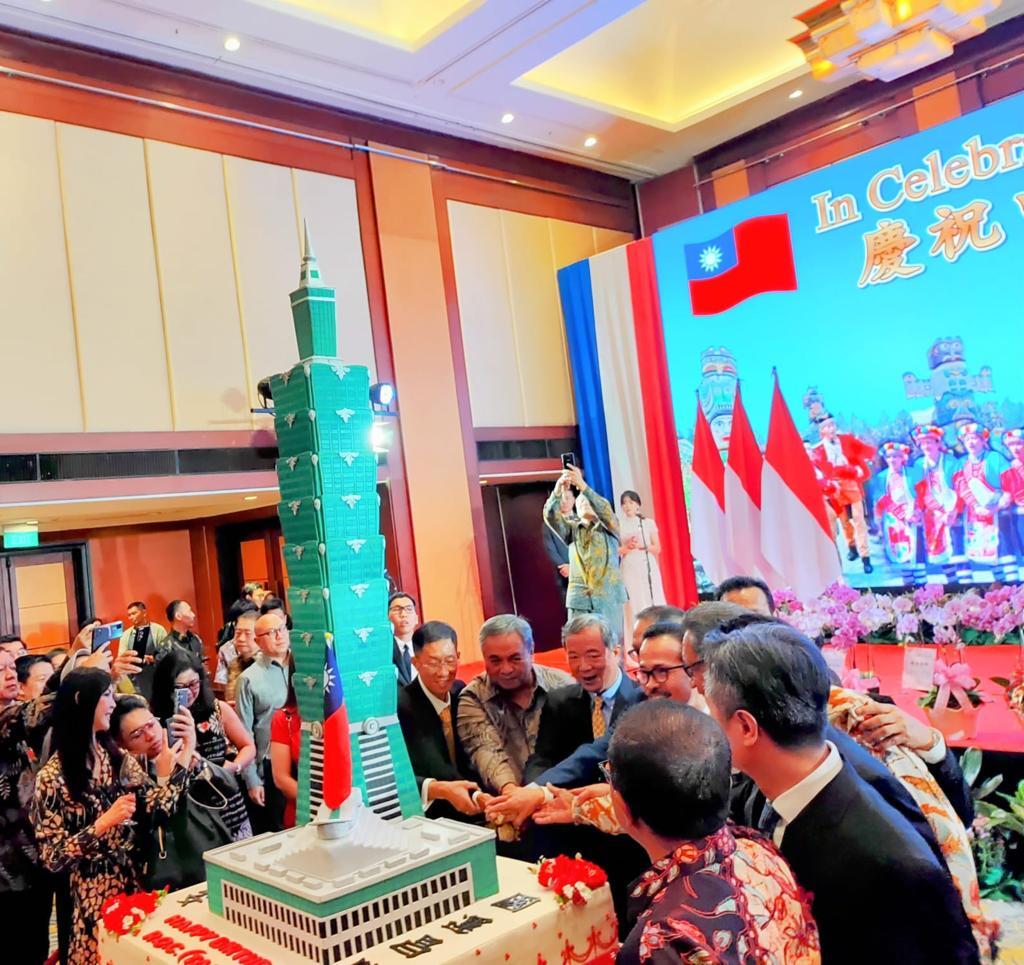 TETO Merayakan Resepsi Hari Nasional Republic of China (Taiwan) ke-112