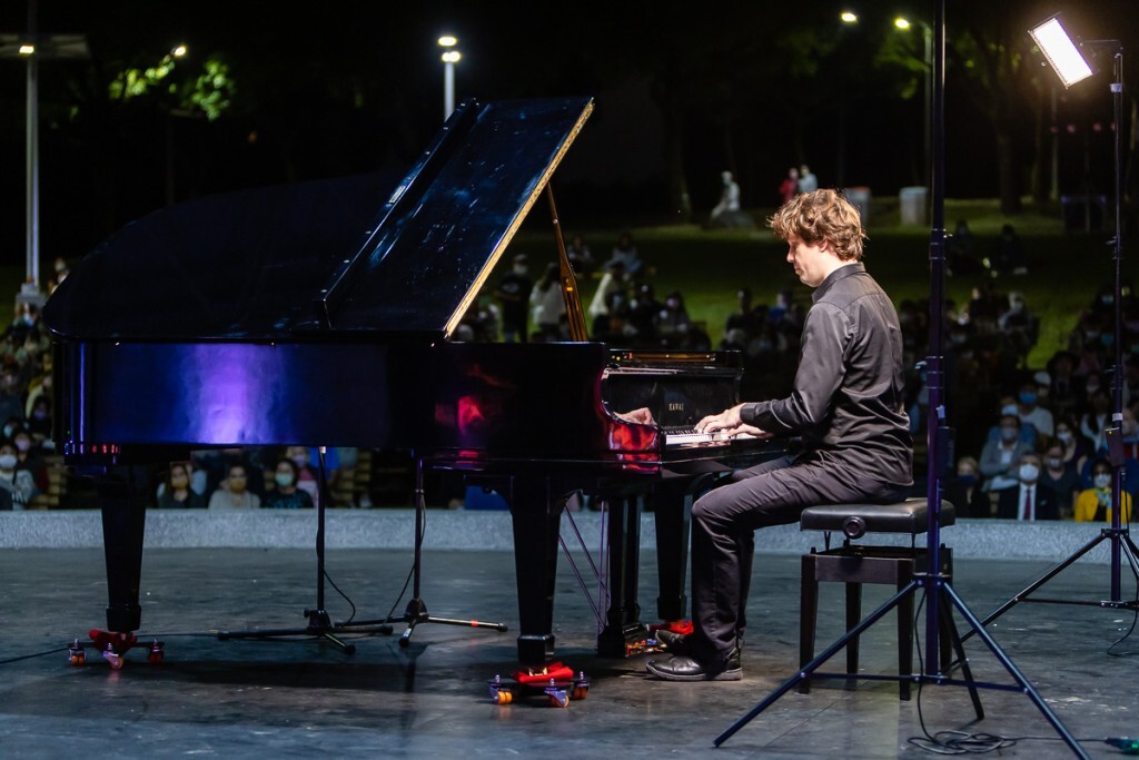 Konser Piano Chopin ke-4 dari Polandia akan Diselenggarakan di Taman Daan