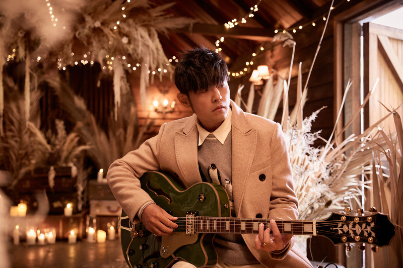 Jay Chow Rilis Lagu Baru- Christmas Star