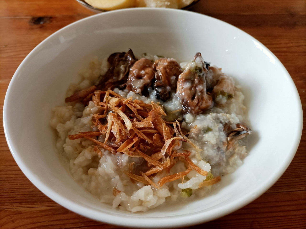 Jelajah Kuliner 美食無國界豪乾排骨粥Bubur Iga Tiram Kering