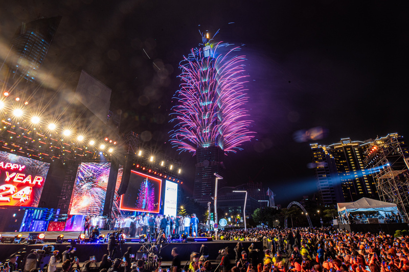 Taipei Sambut Tahun Baru 2024 dengan Pertunjukan Kembang Api Bertema “Dunia Penuh Warna” Sepanjang 5 Menit