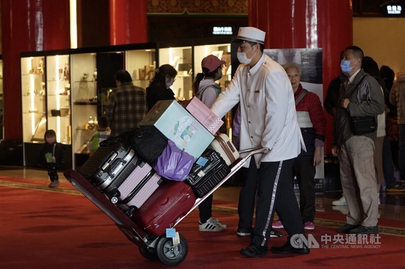 Tingkat Pembukaan Lapangan Kerja Sektor Penginapan, Makanan/Minuman di Taiwan Catat Rekor Tertinggi dalam 25 Tahun