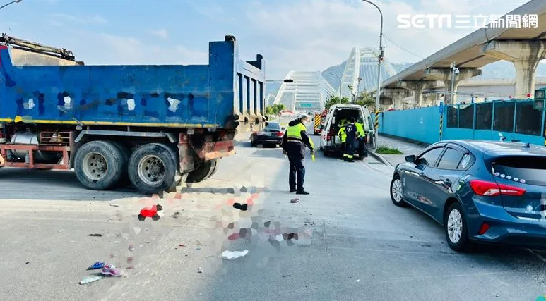 Di Negeri Rantau 030124: Tragedi Tahun Baru! Tabrak Truk Kerikil di Tahun Baru, Kekasih Taiwan Tewas, WNI Selamat