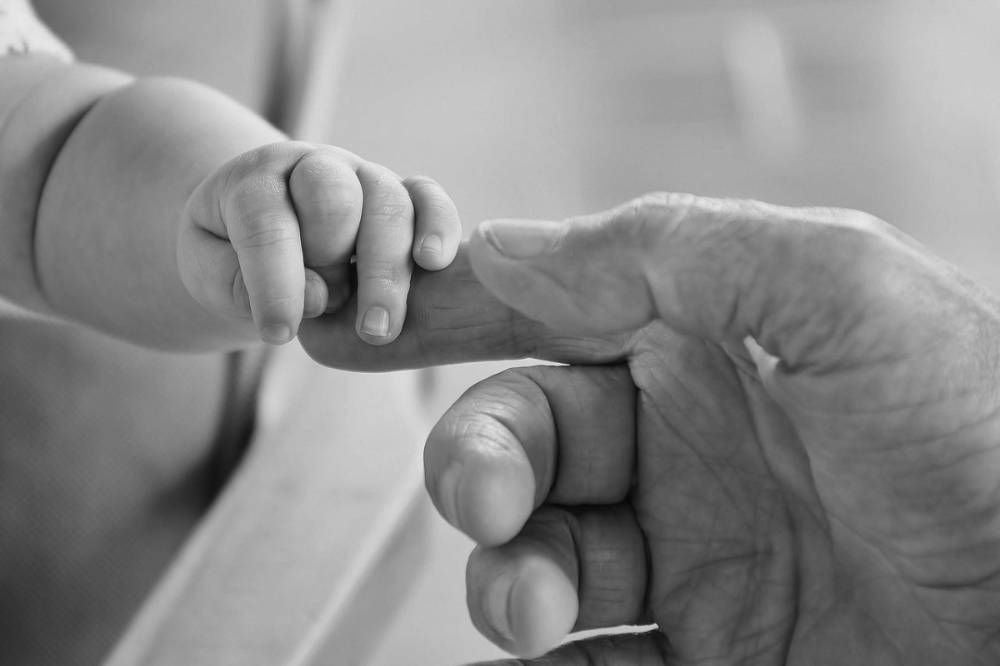 Bayi 1 tahun Meninggal Karena Tersedak Masker Basah di Salah Satu Pusat Penitipan Anak