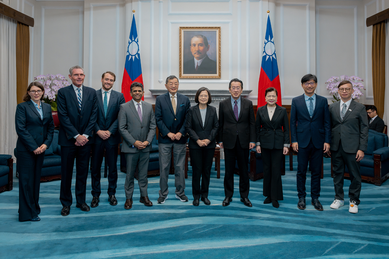 Bertemu dengan National Resilience AS, Presiden Tsai: Berharap Memasukkan Teknik Biomedis Terbaru dan Meningkatkan Visibilitas Taiwan