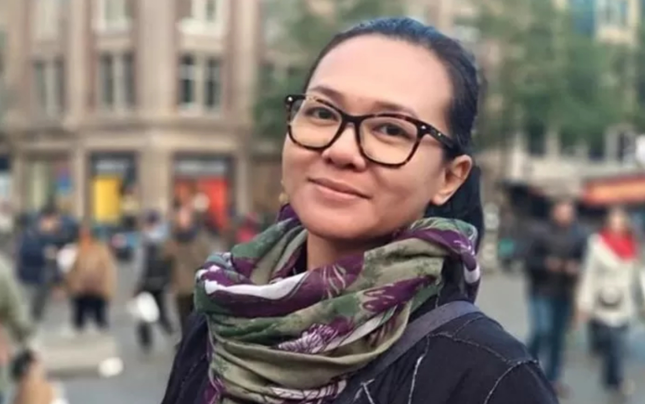 Ratih Kumala: Penulis di Balik Fenomalmnya Gadis Kretek