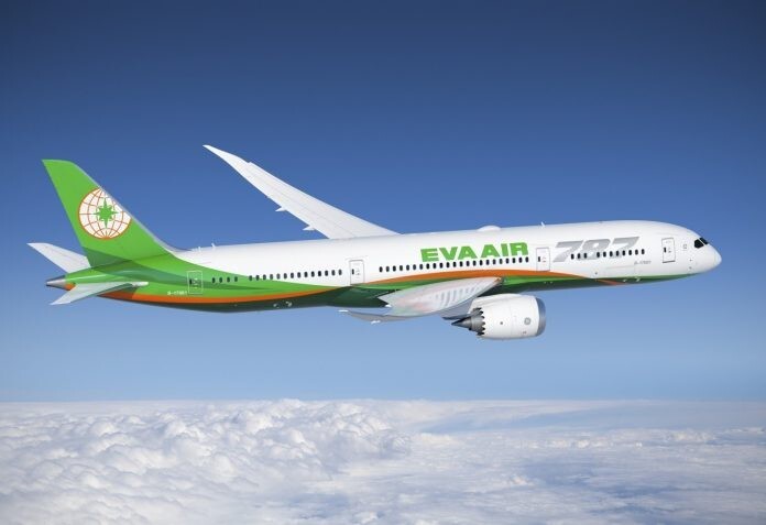 Penumpang Pesawat EVA Air Ditemukan Coba Bunuh Diri di Toilet, Awak Kabin Panik Lakukan CPR