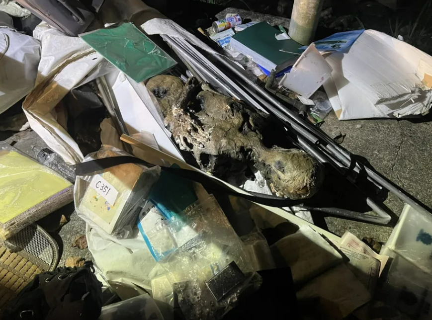 Pekan Interaktif 220324: Temukan “Mayat Gosong” di Dekat Tumpukan Sampah, Ternyata “Properti Drama”