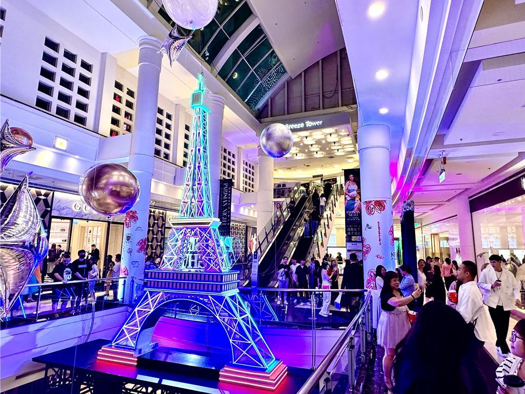 Program Belanja Malam di Dept Store Breeze Pecahkan Rekor! Omzet Dalam 1 Malam Berhasil Mencapai NT$1,46 Miliar, Pembeli dengan Belanjaan Sebesar Puluhan Juta NT$ Mencapai 20 Orang