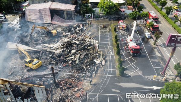 Kebakaran Besar di Restoran Chien-Yen Shabu Shabu Miaoli, Kerugian Mencapai Puluhan Juta
