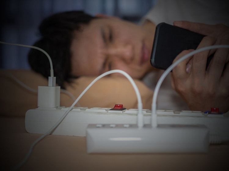 Taipower Peringatkan “13 Perilaku Saat Mengisi Daya Perangkat Elektronik” yang Berpotensi Menyebabkan Kebakaran, Berikut 3 Kesalahpahaman yang Sering Terjadi.