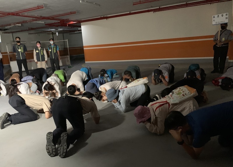 Simulasi Militer Pertahanan Udara Wan An ke-47 Masyarakat Masuk Fasilitas Pertahanan Udara Nyata