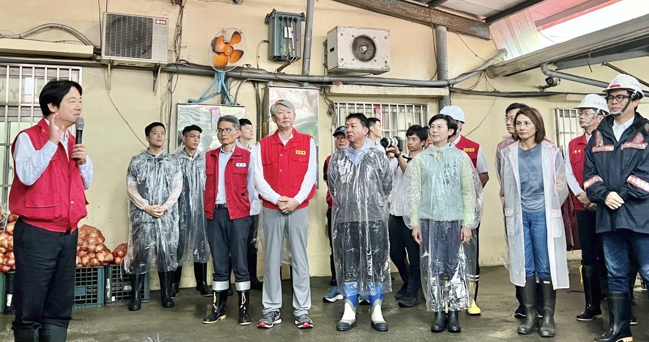 Presiden Lai Tinjau Lokasi Bencana Banjir di Kaohsiung dan Mengumumkan Bantuan Pusat Sebesar NT$20.000 per Rumah Tangga yang Terendam Banjir Setinggi 50 cm