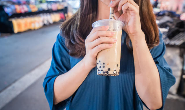 Minuman BOBA di Xinyi Harganya Mencapai NT$385 per Gelas!, Wanita Ini Terkejut: Kemampuan Orang Taiwan Menghasilkan Uang Sungguh Luar Biasa!