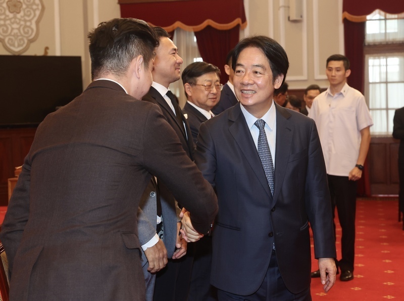 Presiden: Terus Tingkatkan Efisiensi Bangunan Publik dan Terapkan Konsep Net-Zero dan Kecerdasan