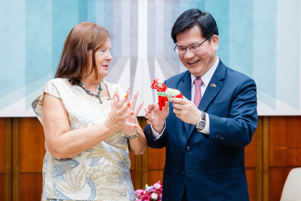 Kunjungan Parlemen Swedia, Menlu Lin Chia-lung Tegaskan Resolusi PBB 2758 Tidak Libatkan Taiwan