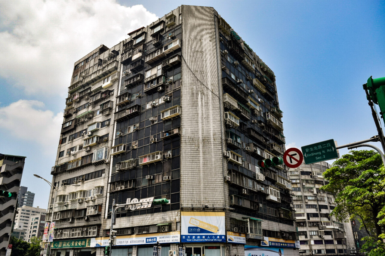 Mengira Sudah Bisa Beli Rumah dengan Harga Miring di Pusat Kota Taipei, Ternyata yang Didapat Adalah Bangunan Angker, Warganet Taiwan Meronta: Rumah Angker pun Tak Sanggup Kumiliki
