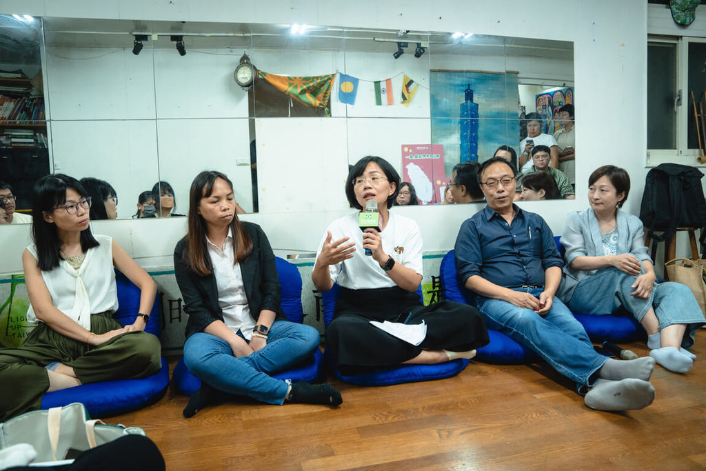 Seminar Markas Besar DPP Kantor Cabang New Taipei Bersama Generasi Muda, Bangun Pos Pelayanan Konsultasi Penduduk Imigran Baru