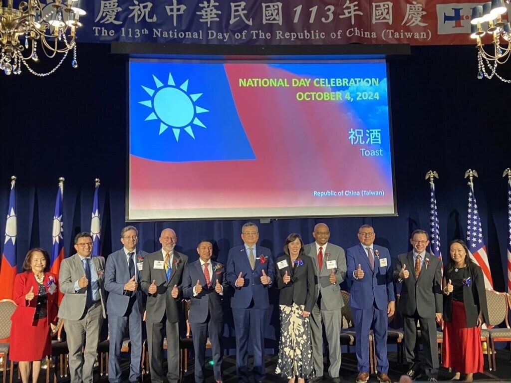 Resepsi Hari Nasional ROC di Chicago, Dihadiri oleh Pejabat & Anggota Legislatif dari Berbagai Negara Bagian di Amerika Serikat Barat Tengah