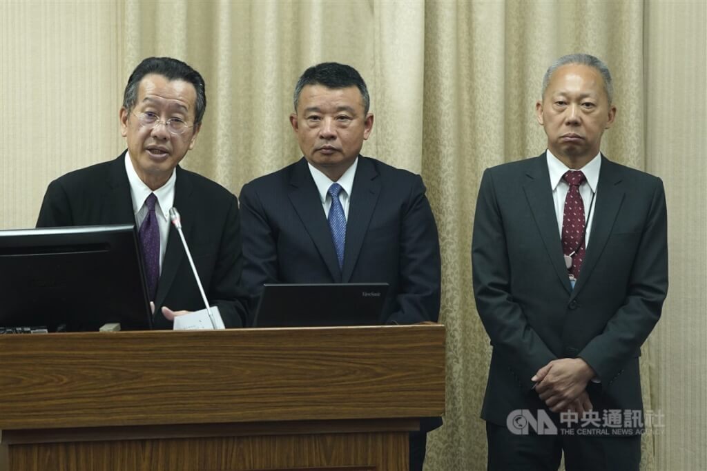 Menhan: Taiwan Akan Minta Pertanggungjawaban Pemerintah AS atas Inflasi Harga Penjualan Senjata dari Raytheon
