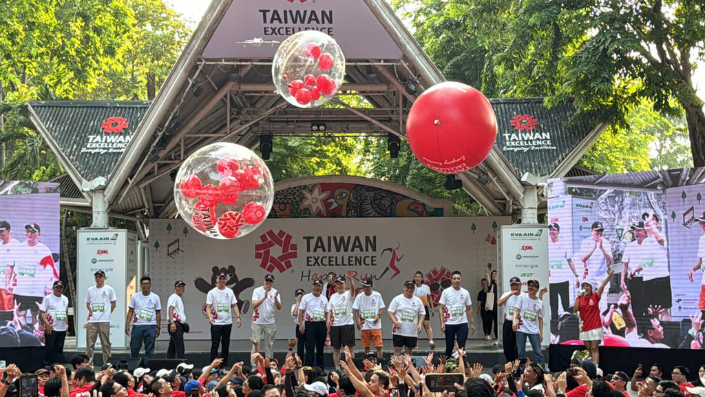 “Taiwan Excellence Happy Run” di Indonesia Memasuki Tahun ke-10, 5000 Orang Berlari Bersama untuk Promosikan Merek Taiwan