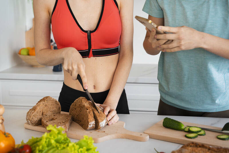 Perbedaan Cara Sarapan Antara Pria dan Wanita untuk Menurunkan Berat Badan!