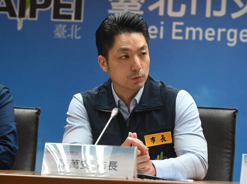 Jumat Pagi Jalanan di Kota Taipei Dipenuhi Pohon Tumbang dan Papan Reklame yang Jatuh! Laman Facebook Wali Kota Chiang Diserbu Komentar Keluhan Netizen