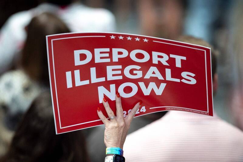 Pemilu AS / Pecah Rekor! Reuters: 46% Pemilih Latino Mendukung Trump Kembali ke Gedung Putih