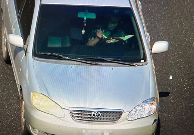 Nasi Kotak Termahal NT$24 Ribu! Pengemudi Kedapatan Sambil Setir Mobil Sambil Menyantap Nasi Kotak
