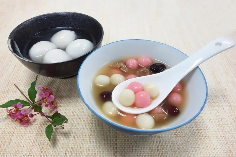 Dalam Penanggalan Lunar, Hari Ini Adalah Dongzhi (冬至), Kenali Tradisi dan Kebiasaan di Hari Ini