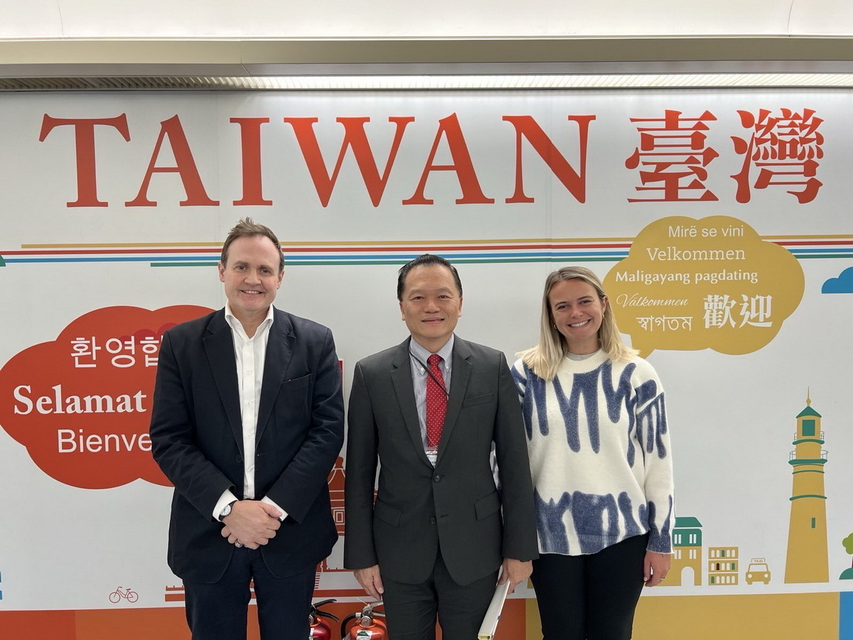Anggota Parlemen Inggris Mantan Menteri Negara untuk Keamanan Berkunjung ke Taiwan