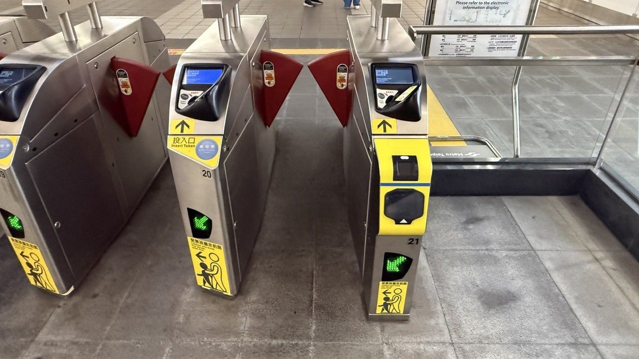 Gate Stasiun MRT Taipei Akan Diperbarui Sepenuhnya! Pembayaran Elektronik Akan Tersedia di Akhir Tahun